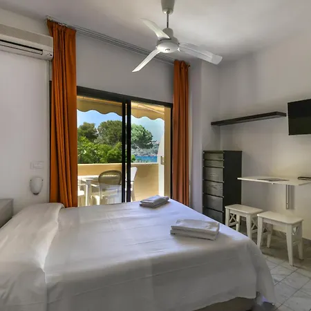 Resort Le Acacie 4*
