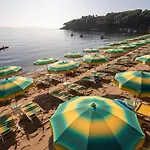 리조트 Le Acacie 4*