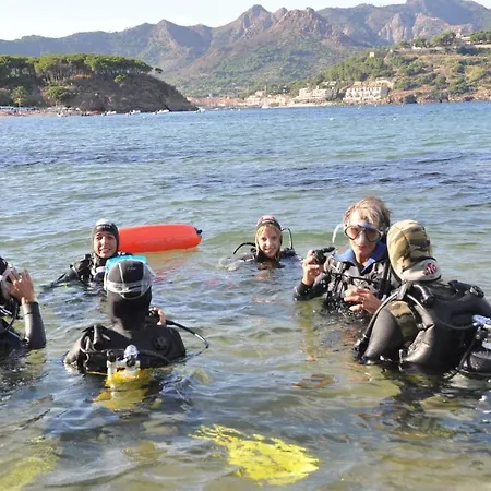 Θέρετρο Le Acacie 4*