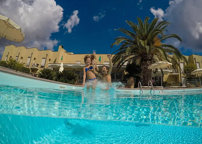 Курортный комплекс Le Acacie 4*